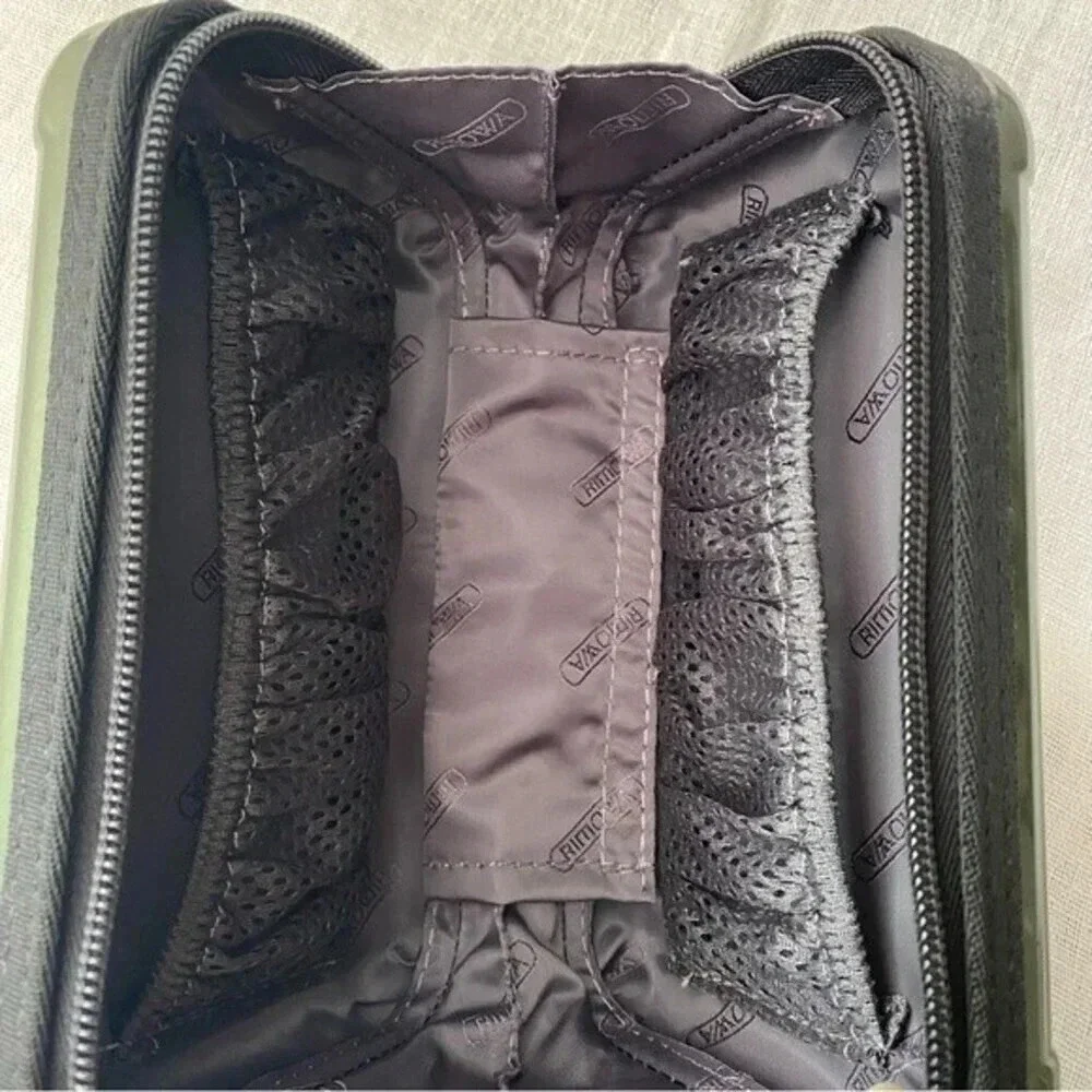 NEW RIMOWA Travel Clutch with toiletries kit